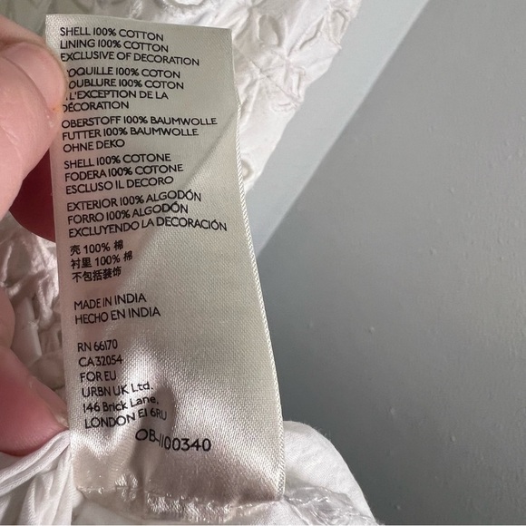 Maeve Anthropologie Monika Beaded Eyelet Sleeveless Peplum Blouse White XS - Picture 13 of 13